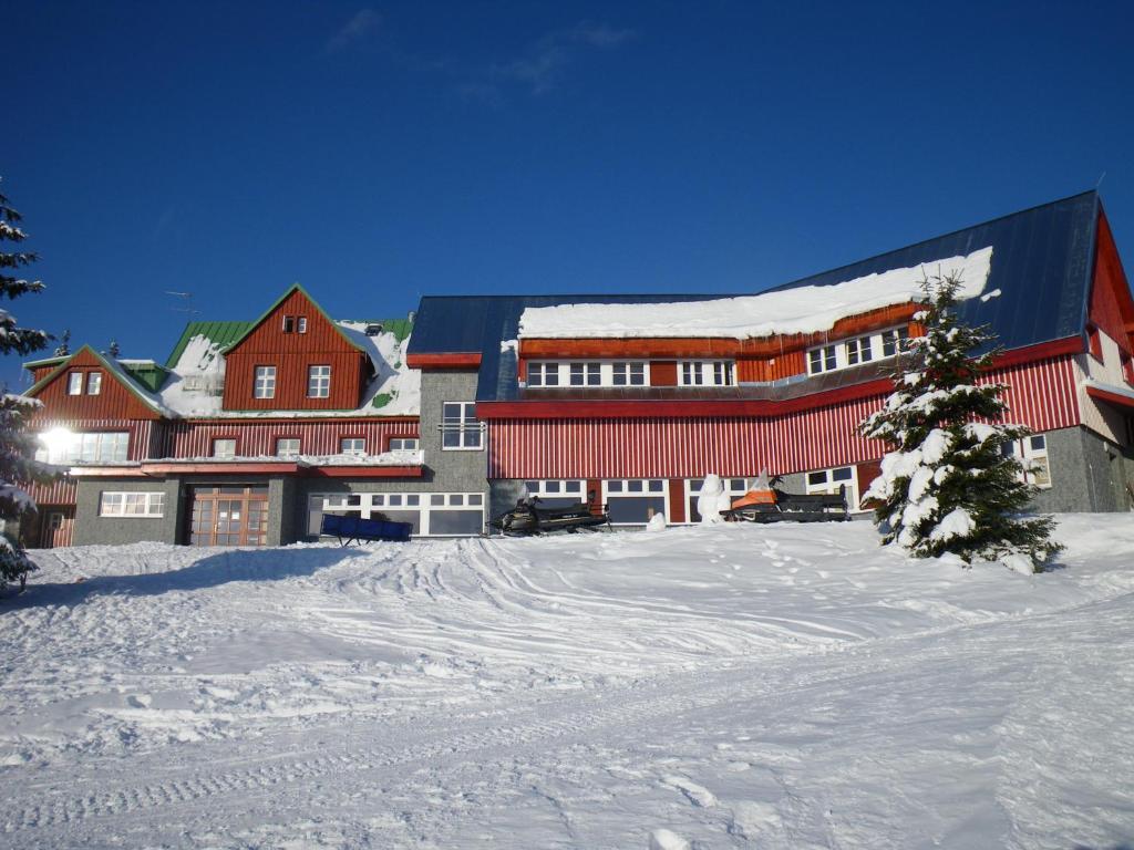 Horska Chata Sedmidoli Hotel Špindlerŭv Mlýn Eksteriør billede