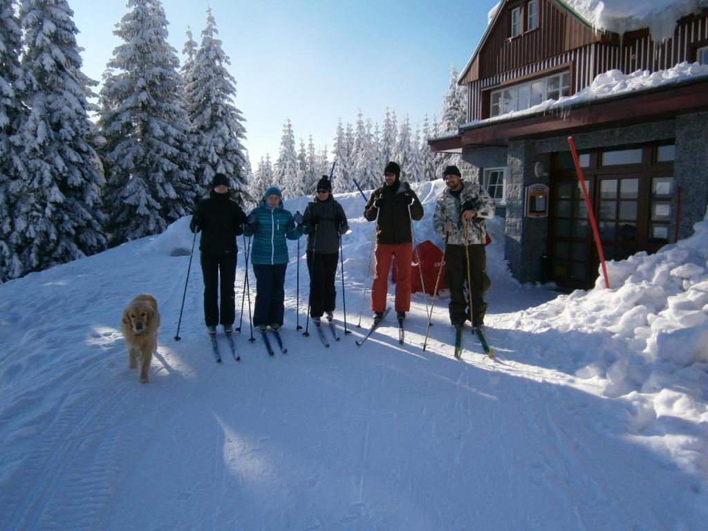 Horska Chata Sedmidoli Hotel Špindlerŭv Mlýn Eksteriør billede